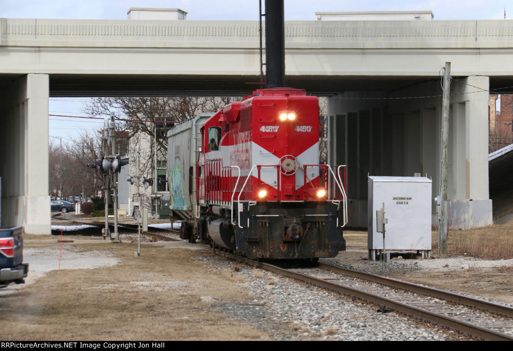 Running as Z739 on CSX rails, GDLK120 heads back to Hughart Yard